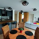 Kikötő Sétány I. *