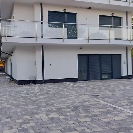 Kikoeto Setany I. * Balatonszárszó